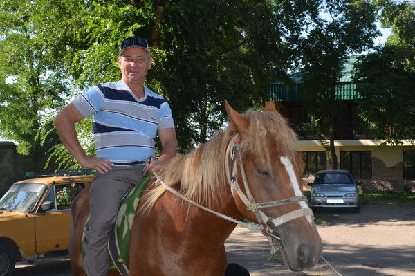 Анатолий Гарин