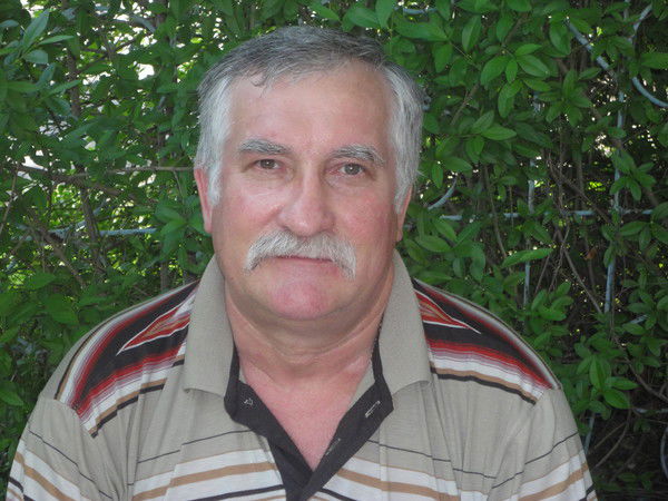 Виктор Басов