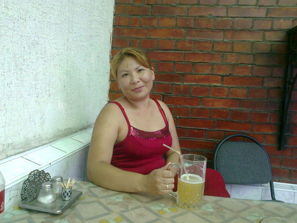 Динара Касенова