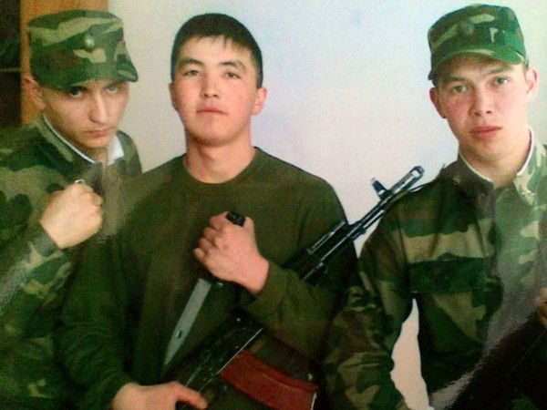 Данияр ........