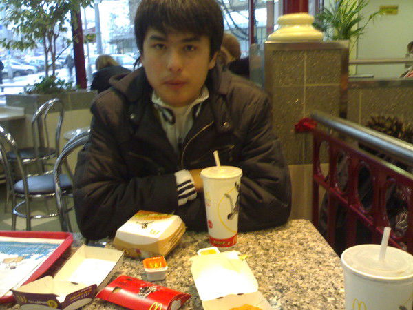 Гайдар Назымов