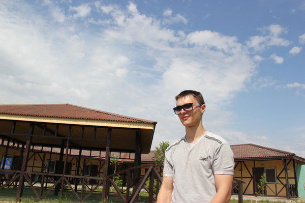 Михаил Якустиди