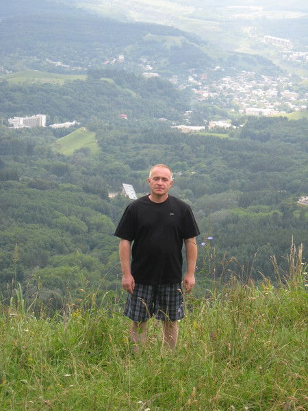 Александр Савельев