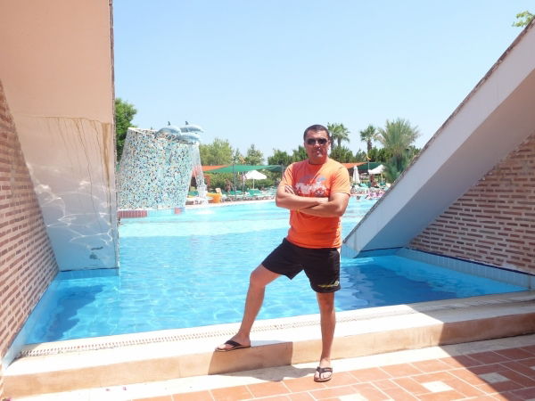 Азамат Хусаинов