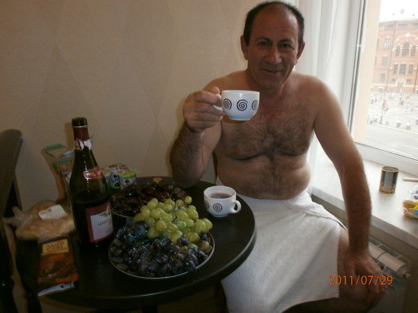 Алекс Байрамов