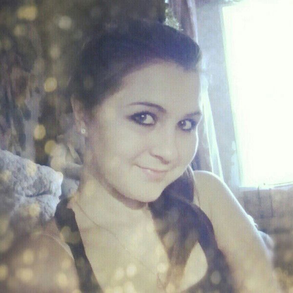 Лена Оленева