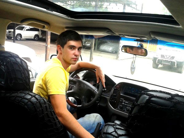 Артём Погорелов