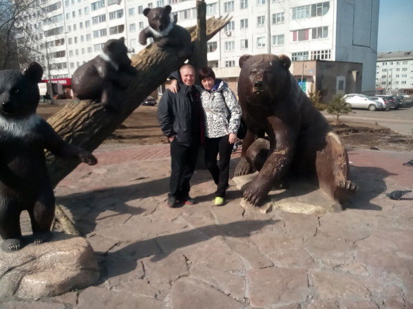 Анатолий Иванов