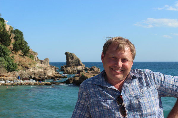 Александр Великанов