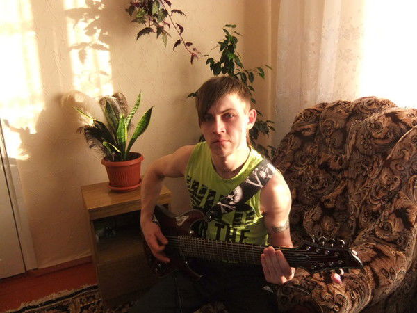 Юрий Семёнов