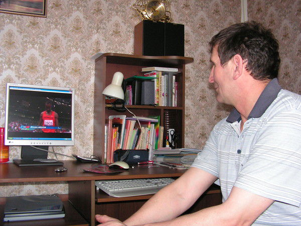 Олег Максимов