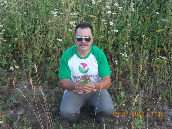 Константин Оленичев