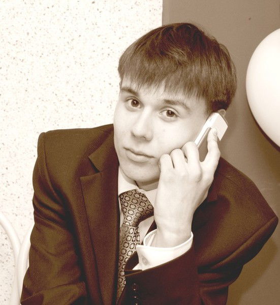 Азамат Турсуналиве