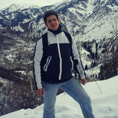 Максим Кочмар