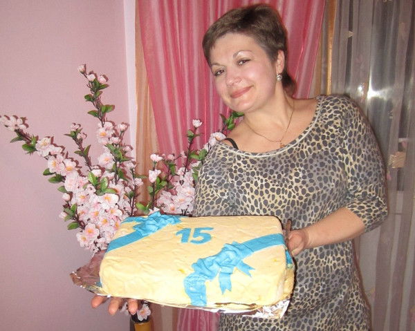 Лена Николаева