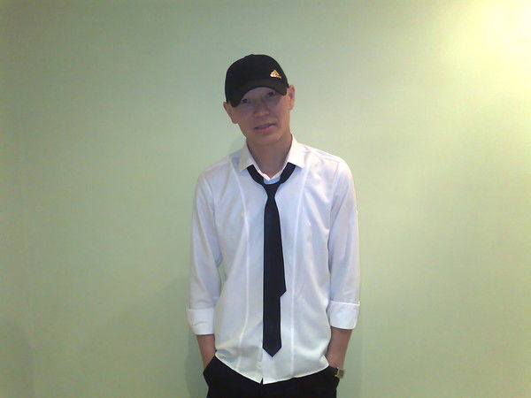 Сакен Искенов