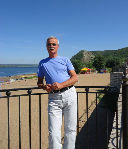 Владимир Азаренков