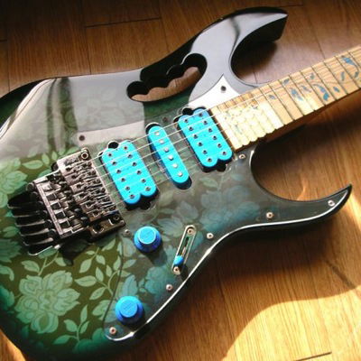 Дима Мансуров