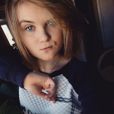 Лена Верхогляд