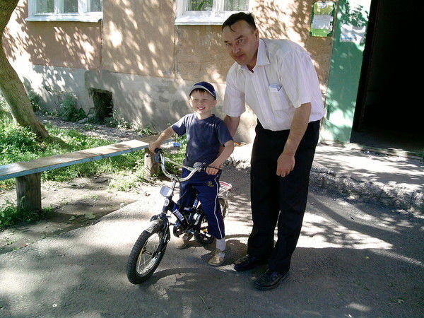 Владимир Антонов