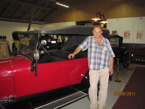 Игорь Персиянов