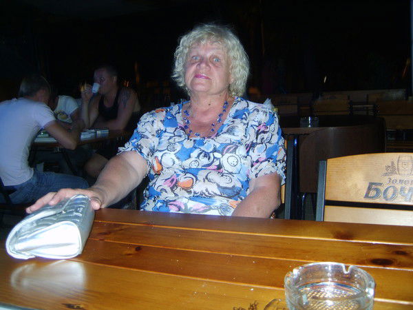 Александра Бесхатнева