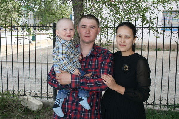 Заур Акмарал Ятаровы