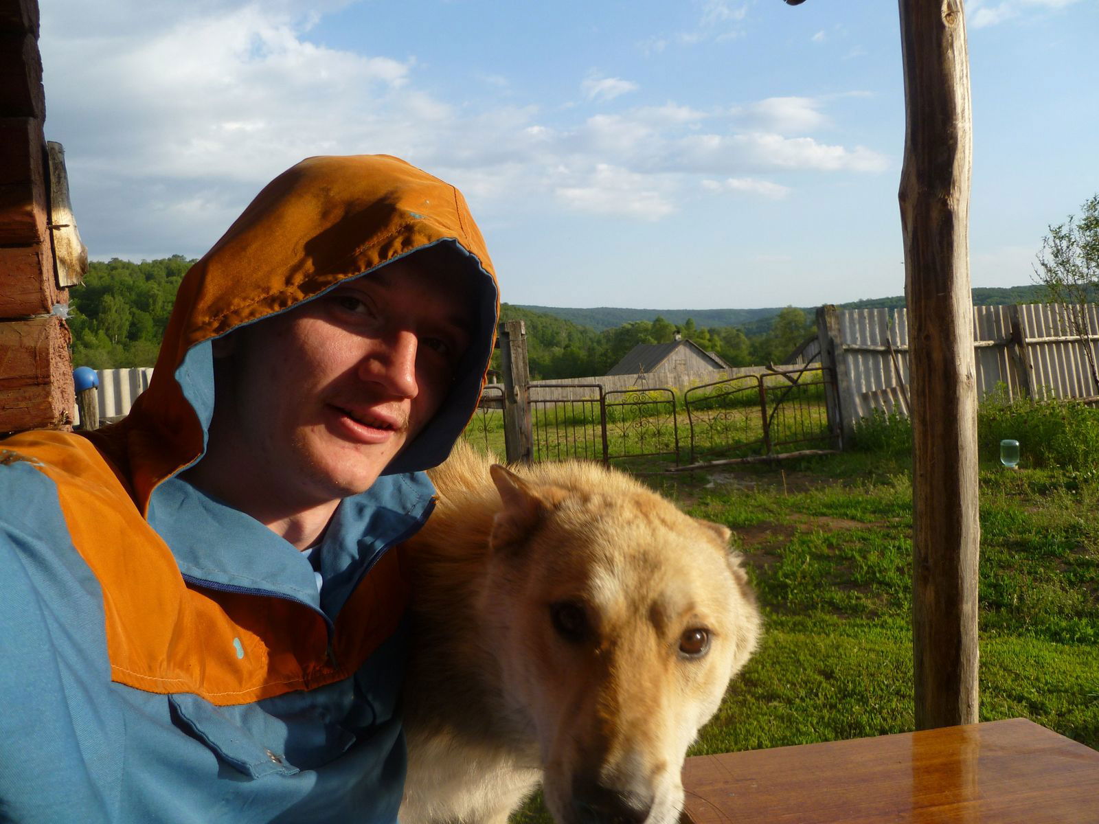 Иван Карпочев