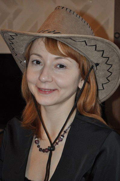 Дина Голова