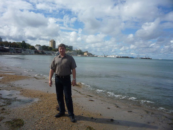 Олег Волков