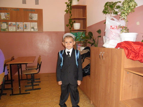 Эдвард Искаков