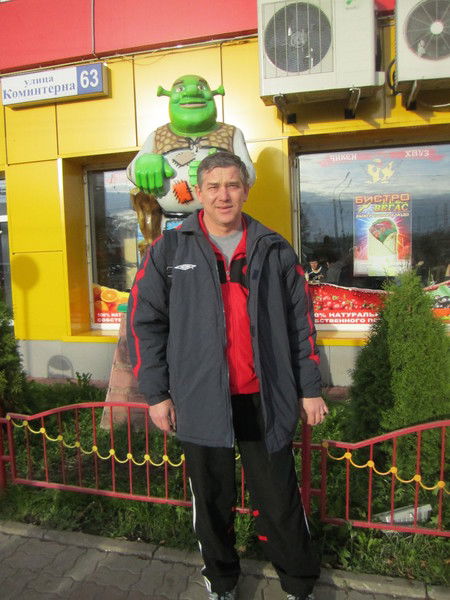 Артур Исламов