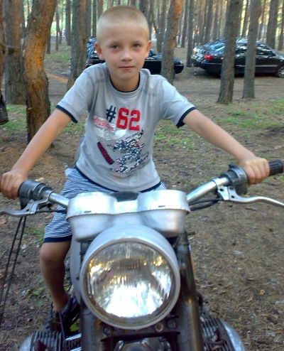 Анатолий Хандога