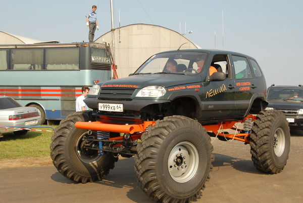 Михаил Жуков