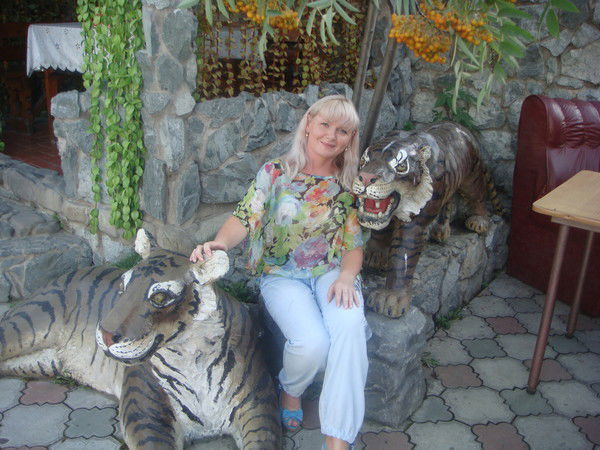 Анна Музурантова