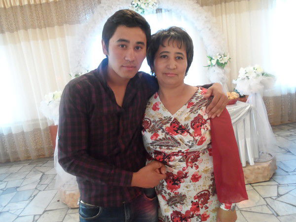 Гульмира Азыханова