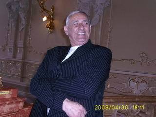 Александр Дока