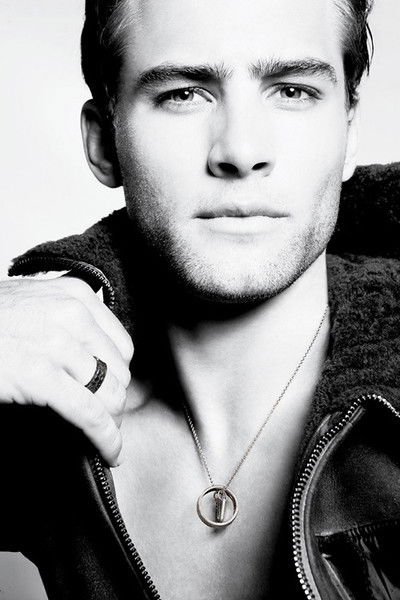 Дмитрий Аскеров