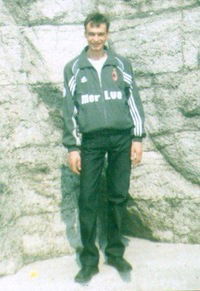 Александр Ефремов