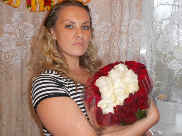 Лена Никитина