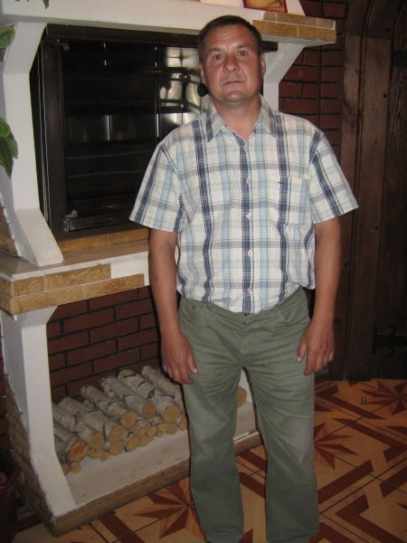 Михаил Мельников