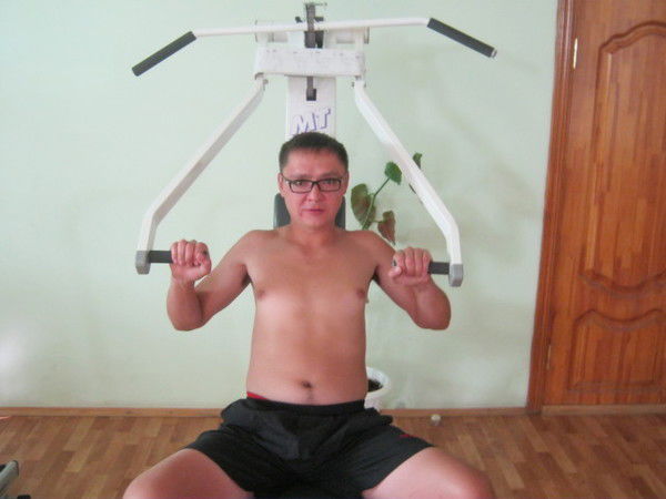 Дмитрий Муканов