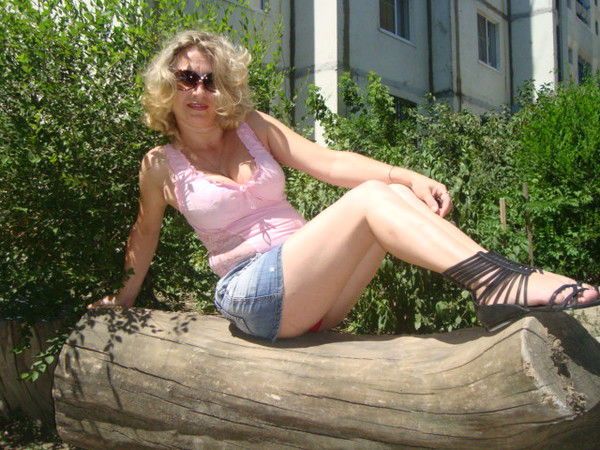 Елена Шарманова