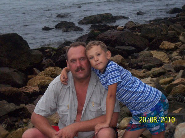 Александр Хижняк