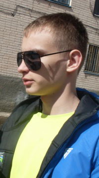 Владислав Лавров