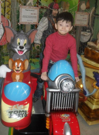 Дамир Искаков