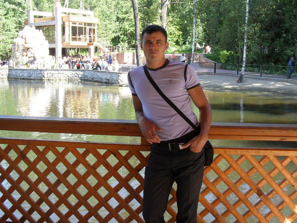 Евгений Емельянов