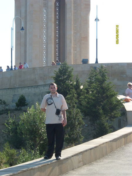 Эльдар Рафиев