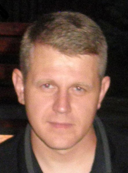 Денис Бондарь