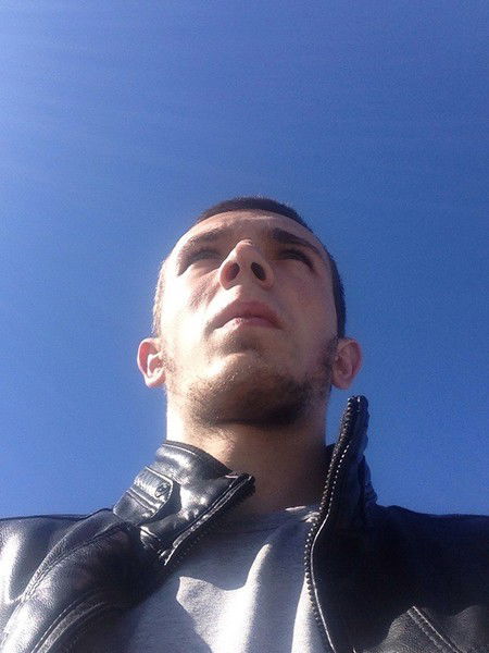 Володя Бузуверов